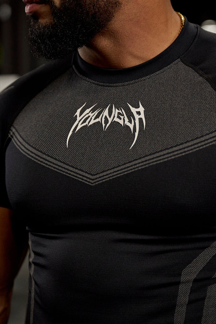 Warrior Compression Tee (Black) vista 2